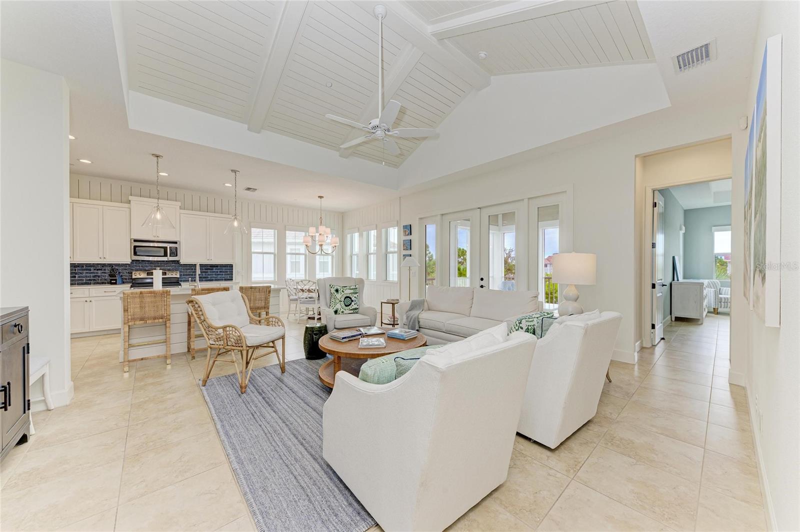 MANGROVE WALK ON HARBOUR ISLE PH 21 - Residential