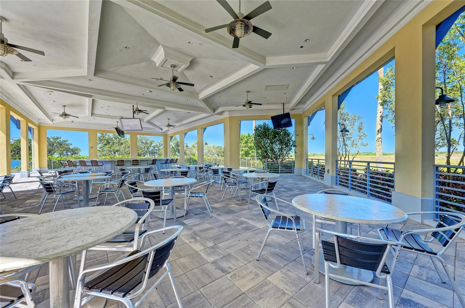 MANGROVE WALK ON HARBOUR ISLE PH 21 - Residential