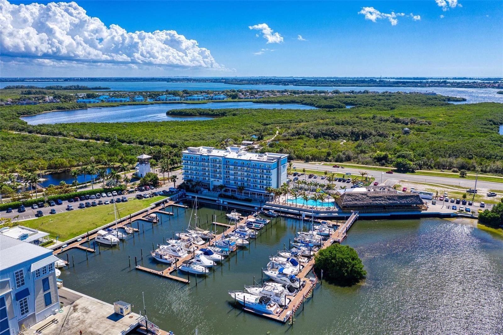 MANGROVE WALK ON HARBOUR ISLE PH 21 - Residential