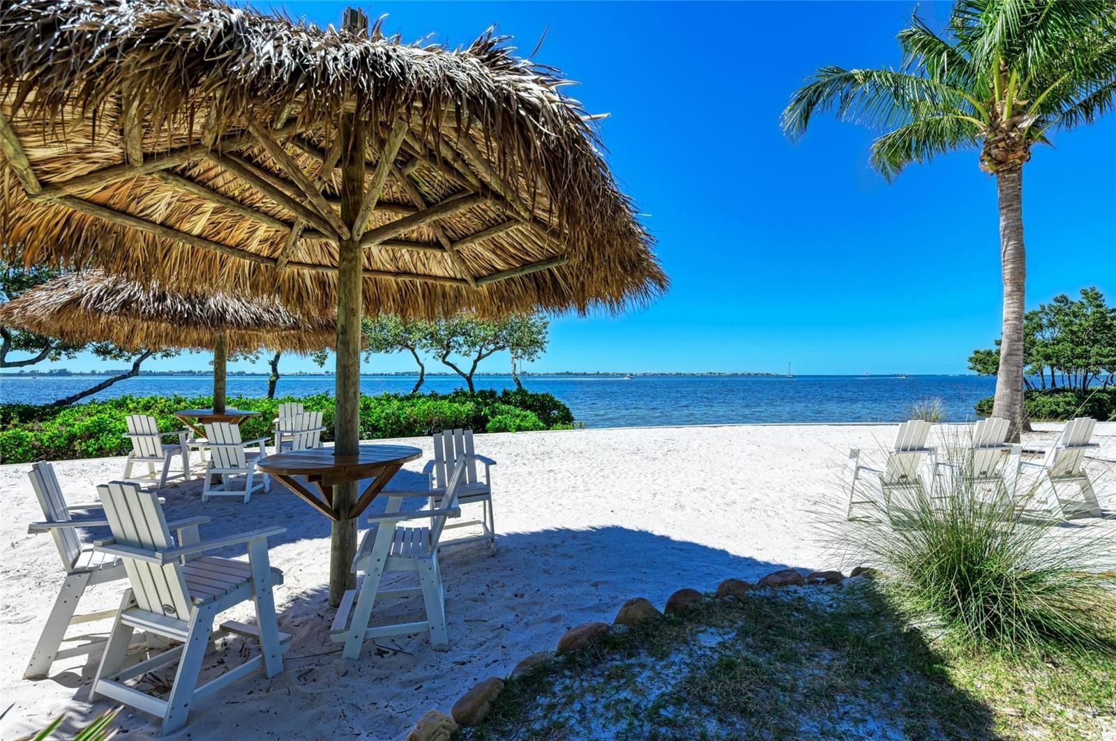 MANGROVE WALK ON HARBOUR ISLE PH 21 - Residential