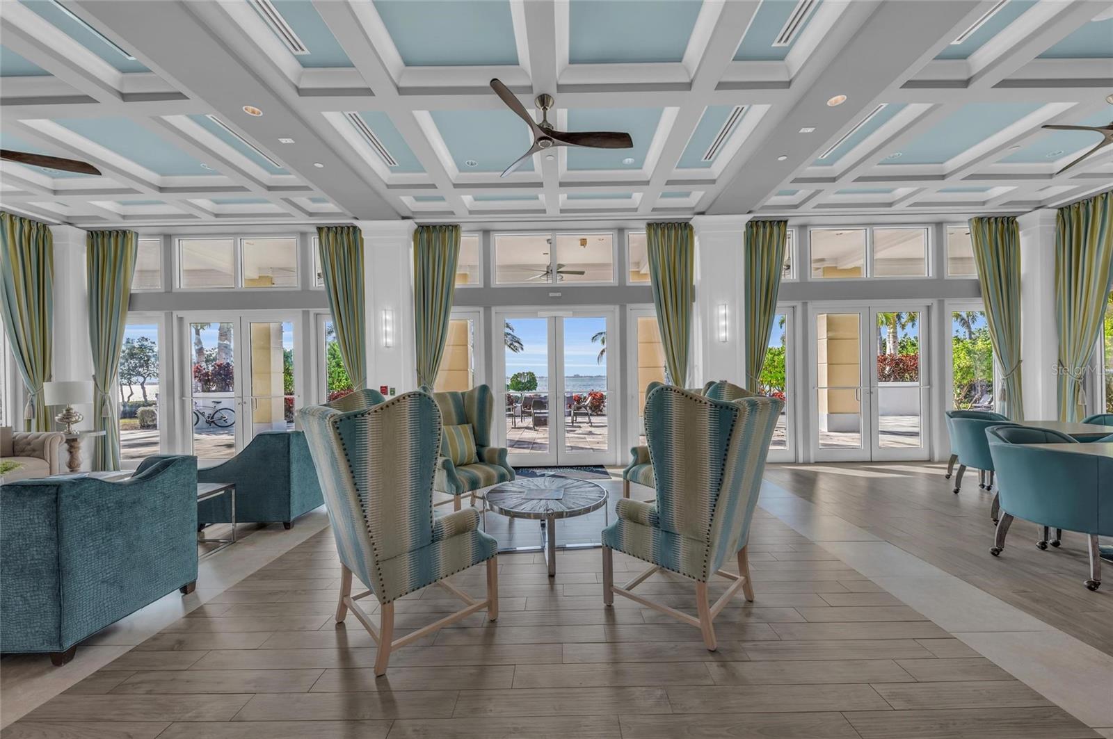 MANGROVE WALK ON HARBOUR ISLE PH 21 - Residential