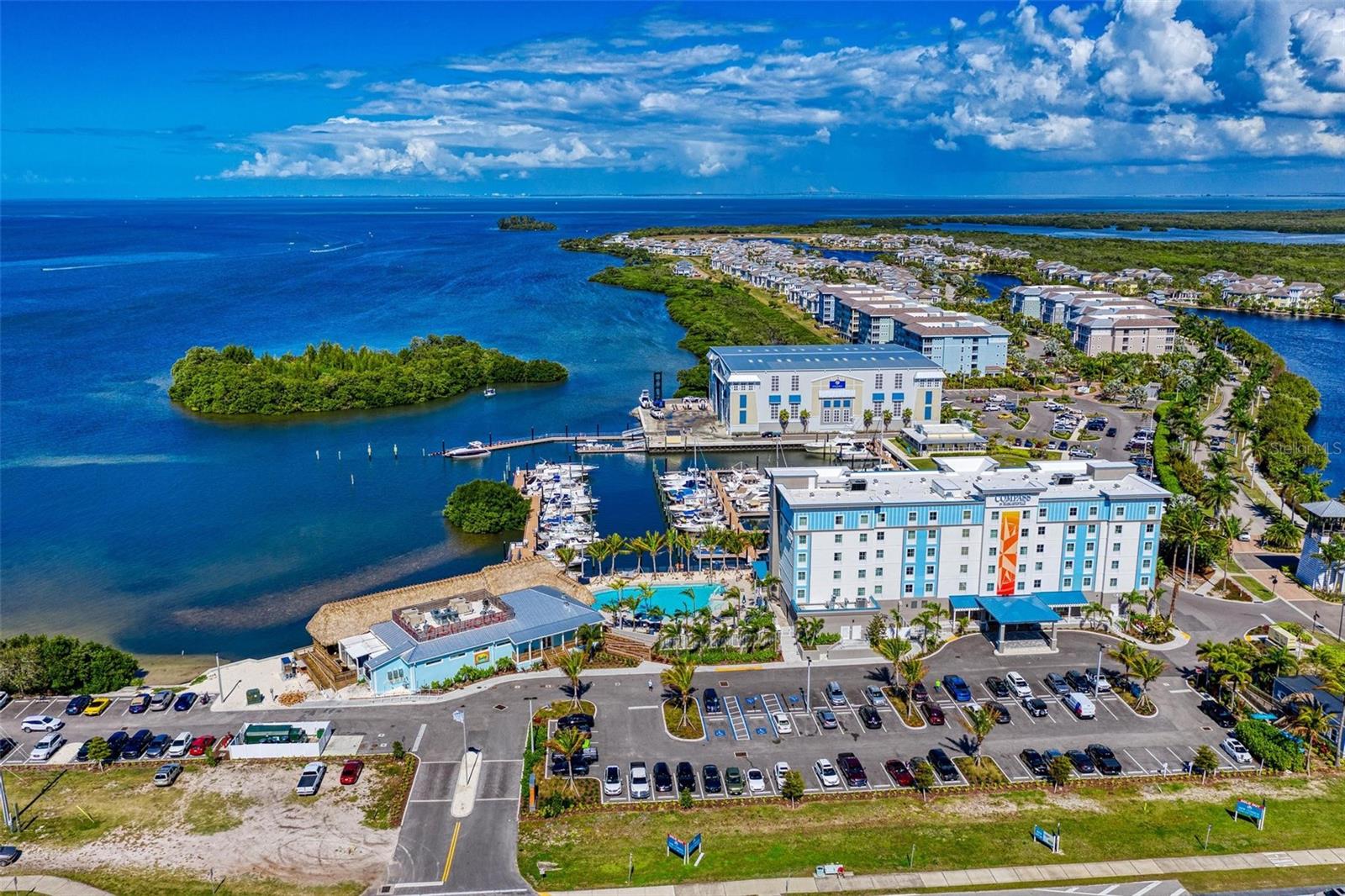 MANGROVE WALK ON HARBOUR ISLE PH 21 - Residential