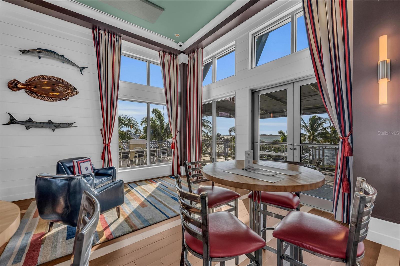 MANGROVE WALK ON HARBOUR ISLE PH 21 - Residential