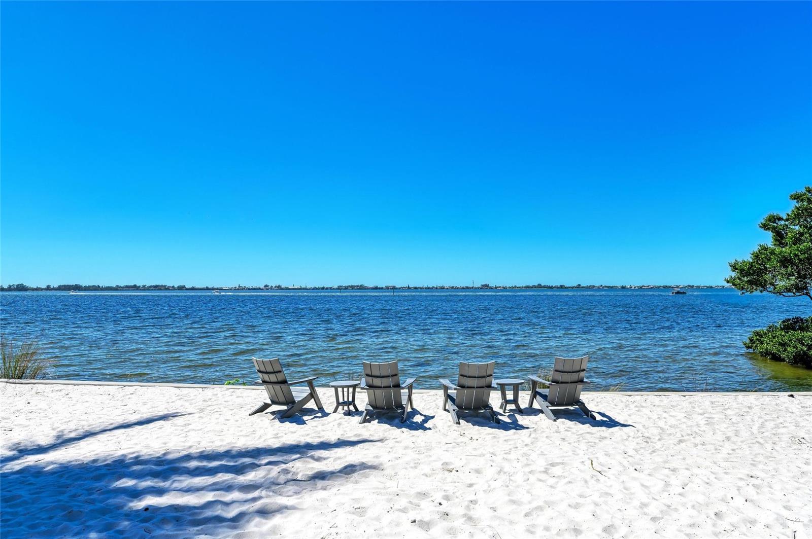 MANGROVE WALK ON HARBOUR ISLE PH 21 - Residential