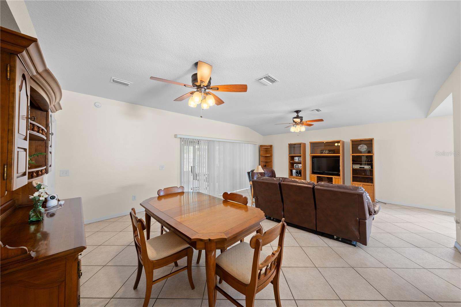 SPRUCE CREEK COUNTRY CLUB SHERWOOD REP - Residential