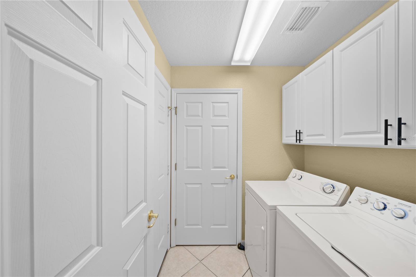 SPRUCE CREEK COUNTRY CLUB SHERWOOD REP - Residential