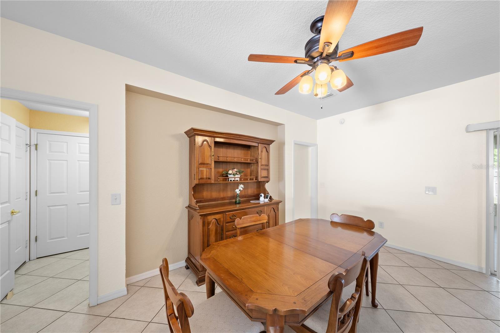 SPRUCE CREEK COUNTRY CLUB SHERWOOD REP - Residential