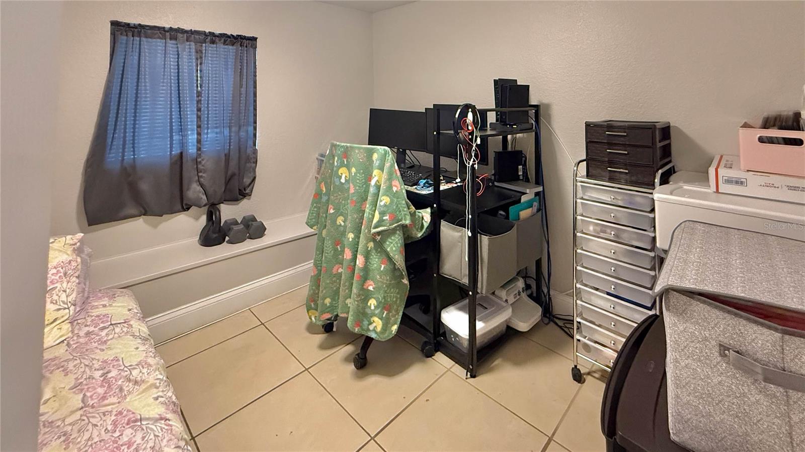 TROPICAL PARK UNIT 4 - Residential