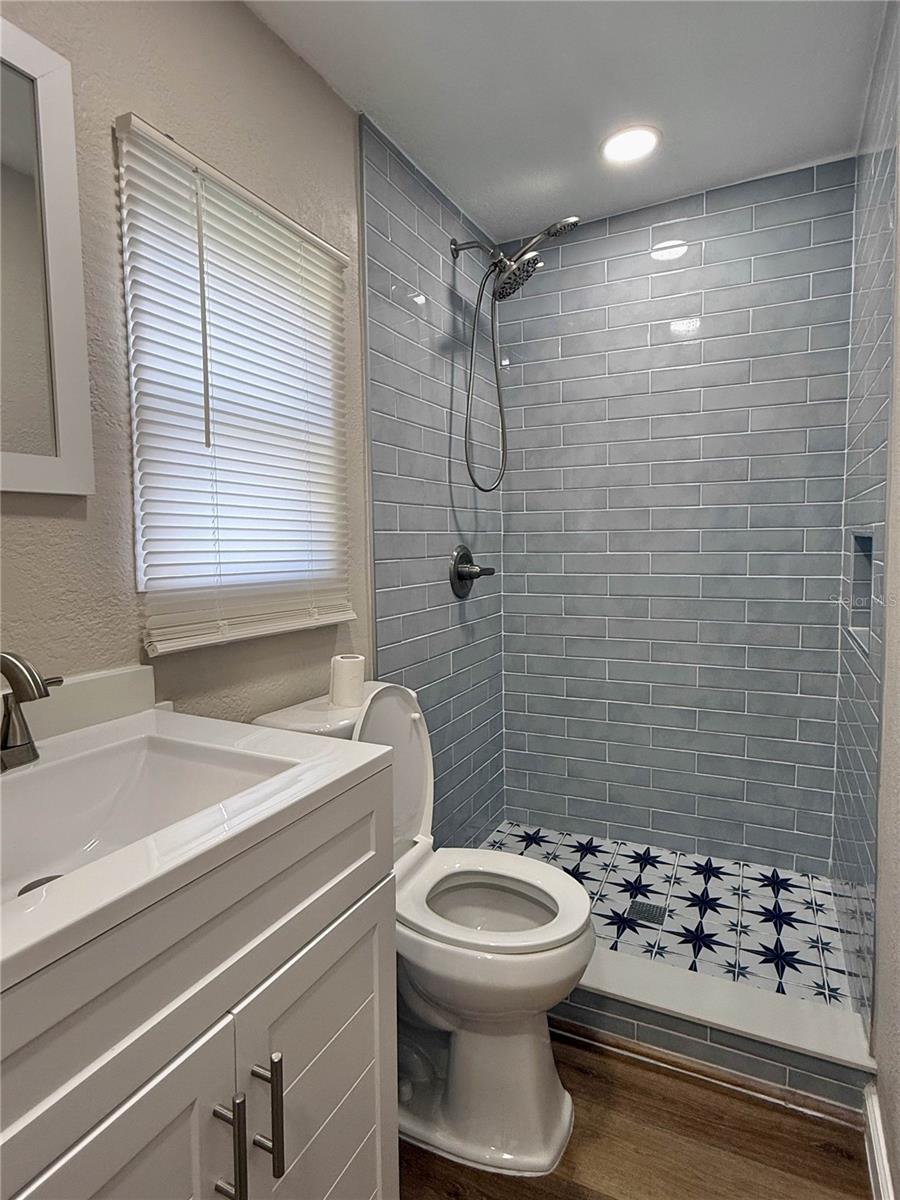 TROPICAL PARK UNIT 4 - Residential