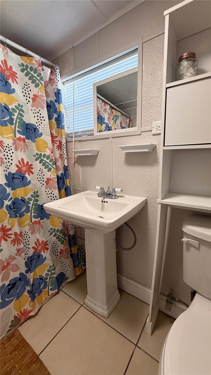 TROPICAL PARK UNIT 4 - Residential