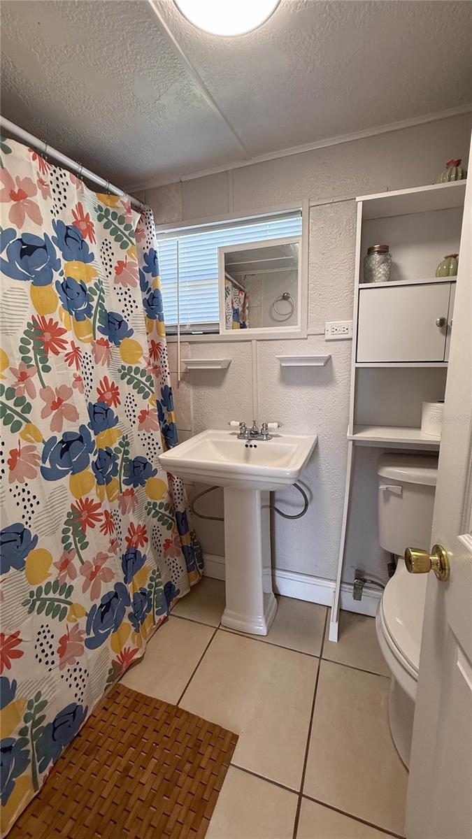 TROPICAL PARK UNIT 4 - Residential