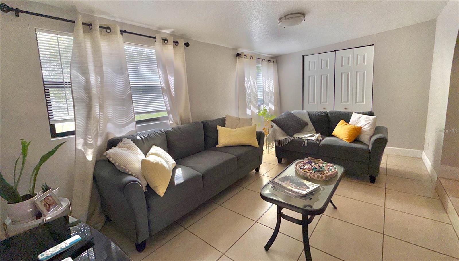 TROPICAL PARK UNIT 4 - Residential