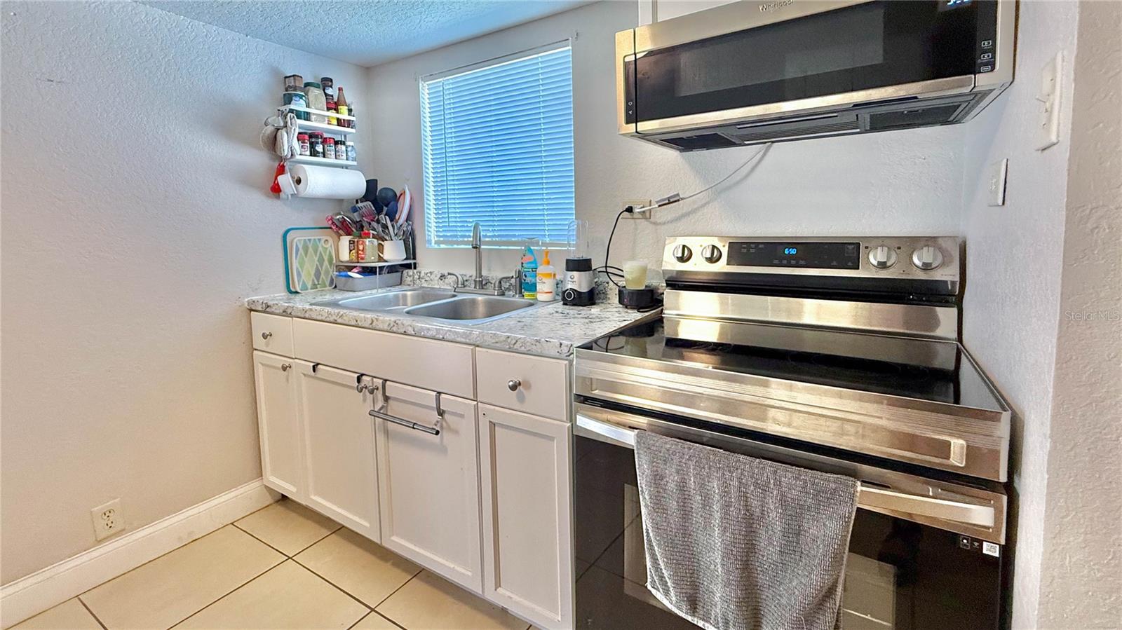 TROPICAL PARK UNIT 4 - Residential