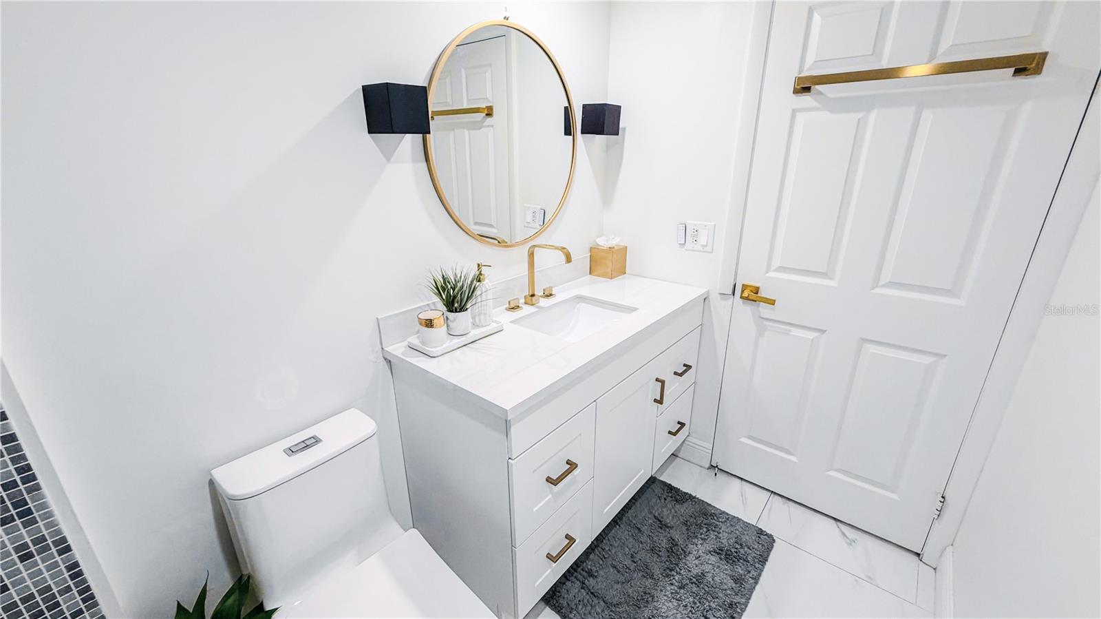 WHITEHALL CONDO 01-14 - Residential