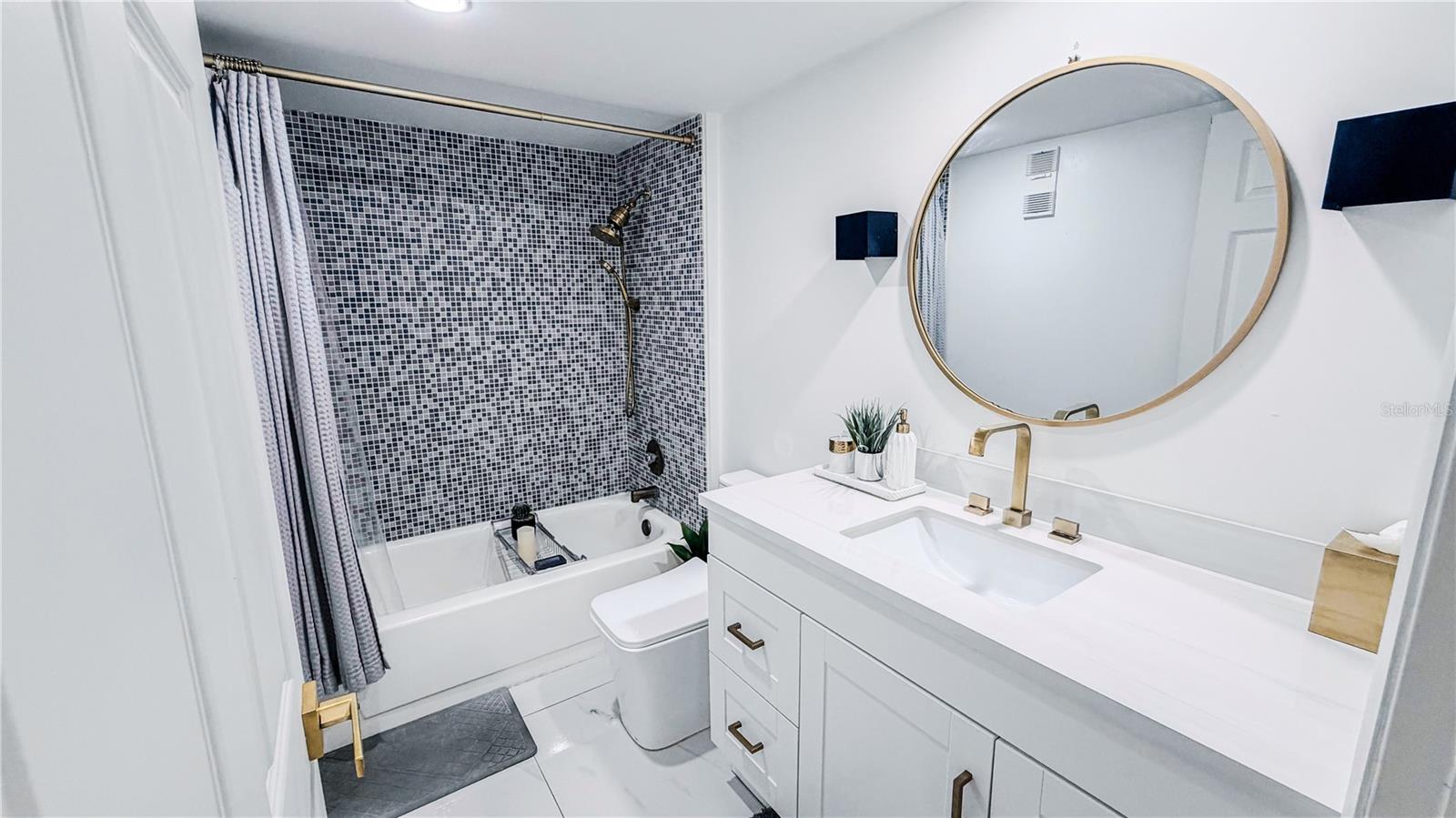 WHITEHALL CONDO 01-14 - Residential