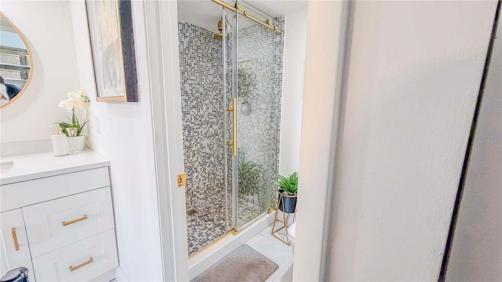 WHITEHALL CONDO 01-14 - Residential