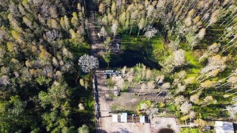 A home in LAKELAND