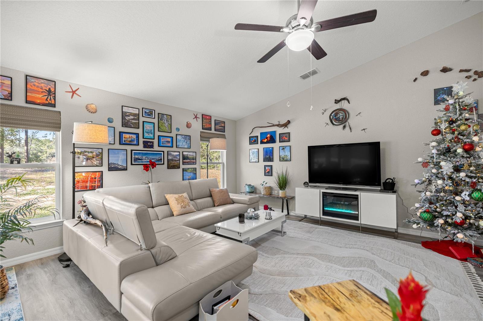 RAINBOW SPGS COUNTRY CLUB ESTATE - Residential