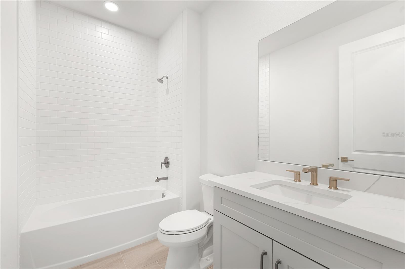 SOLSTICE AT WELLEN PARK - Residential