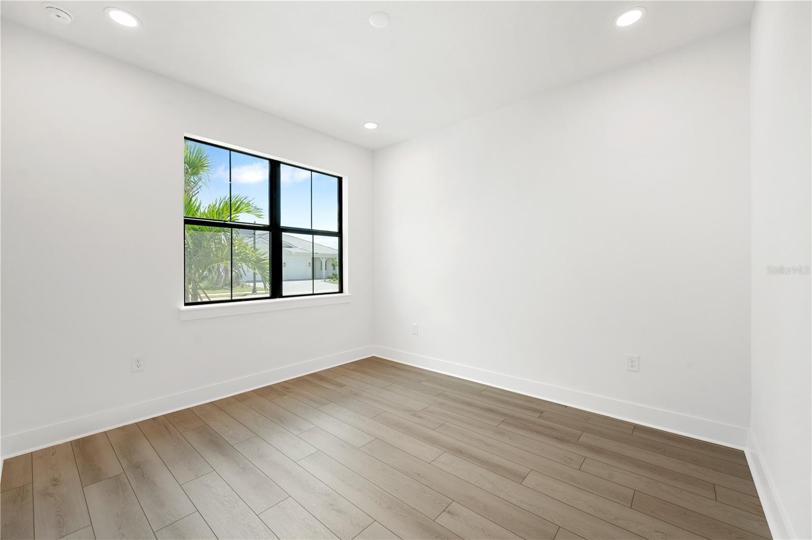 SOLSTICE AT WELLEN PARK - Residential