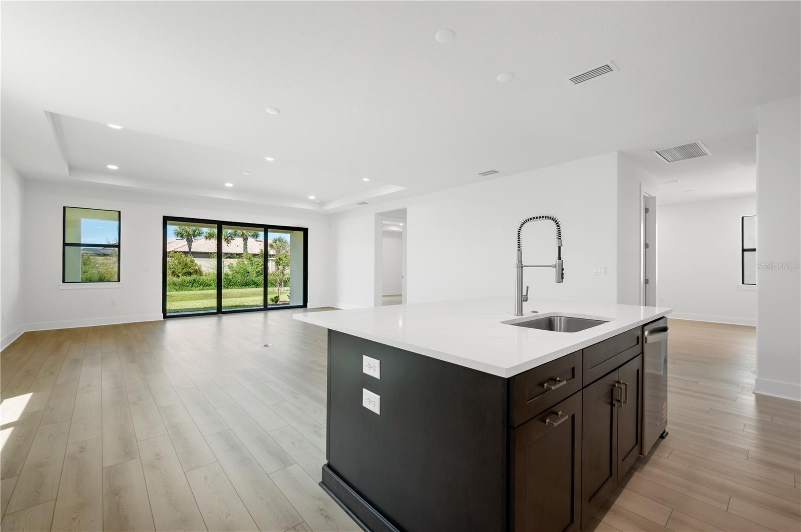 SOLSTICE AT WELLEN PARK - Residential