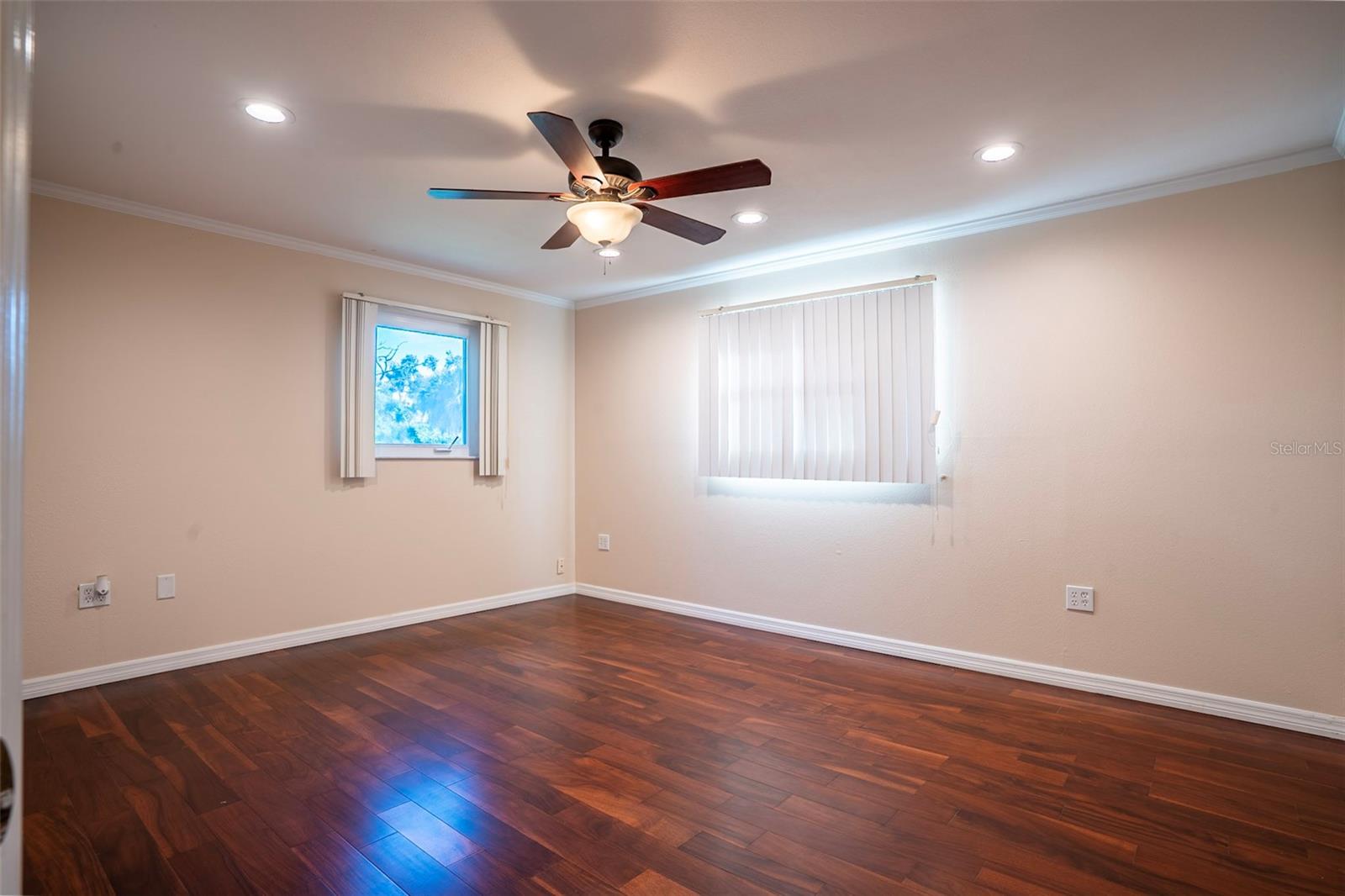 WHITFIELD ESTATES BLKS 14-23 & 26 - Residential