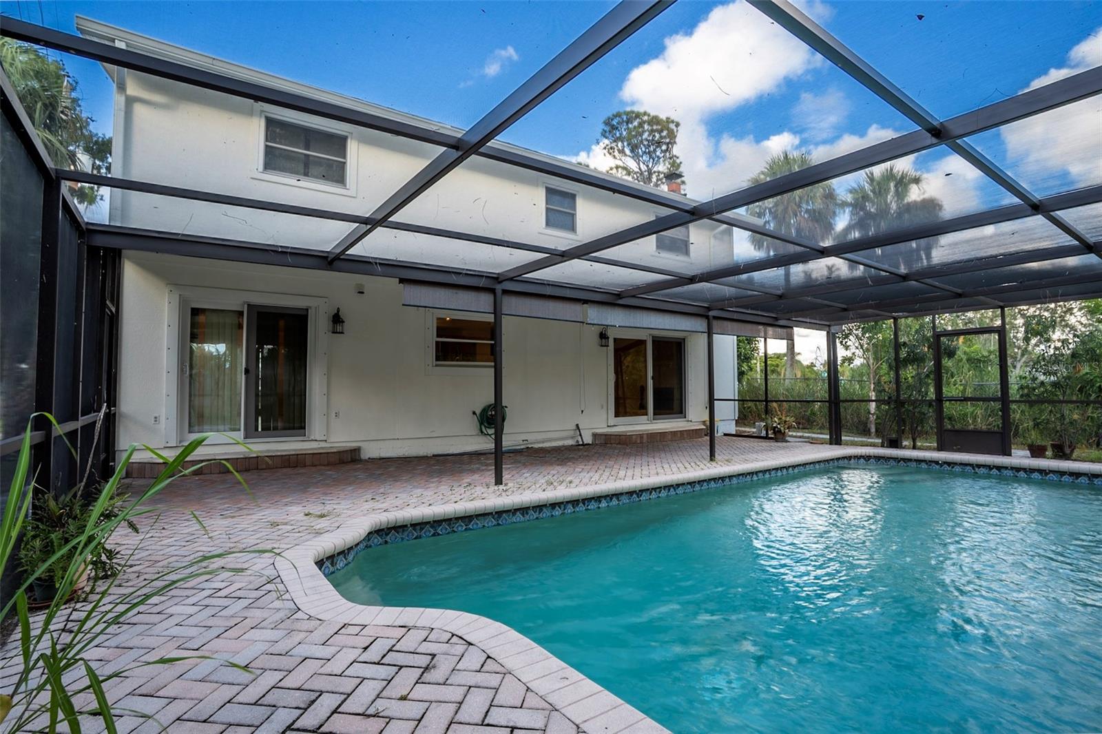 WHITFIELD ESTATES BLKS 14-23 & 26 - Residential