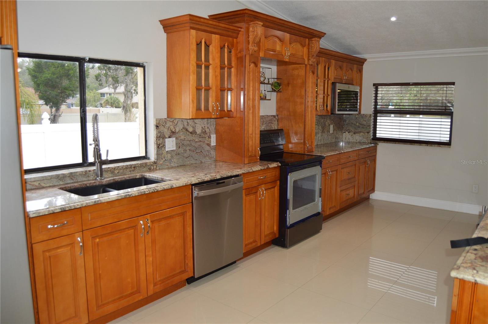 COUNTRY PLACE UNIT VI - Residential