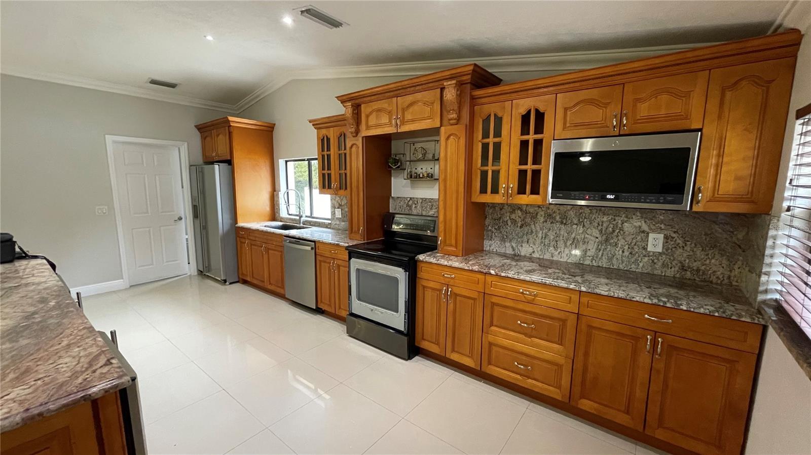 COUNTRY PLACE UNIT VI - Residential