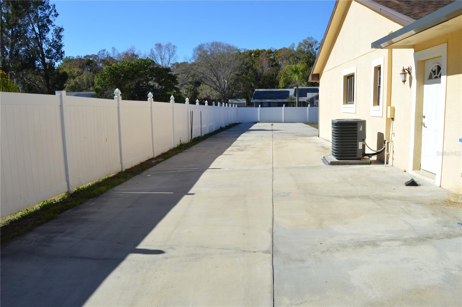 COUNTRY PLACE UNIT VI - Residential