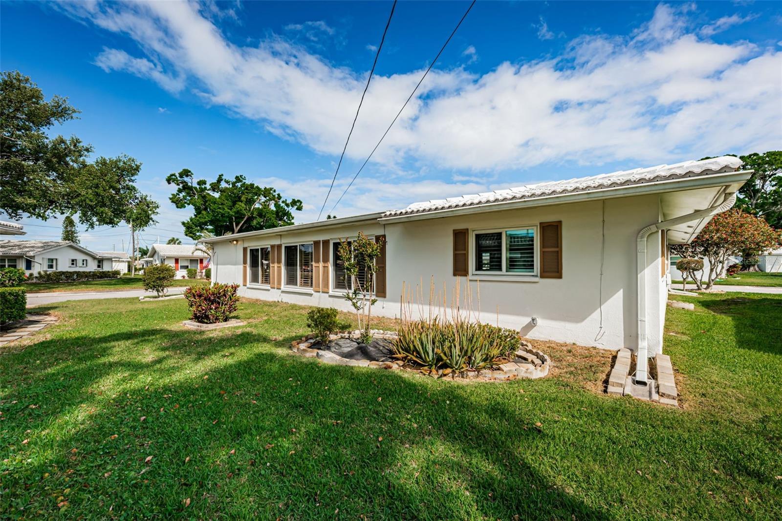 MAINLANDS OF TAMARAC BY THE GULF TWO CONDO - Residential