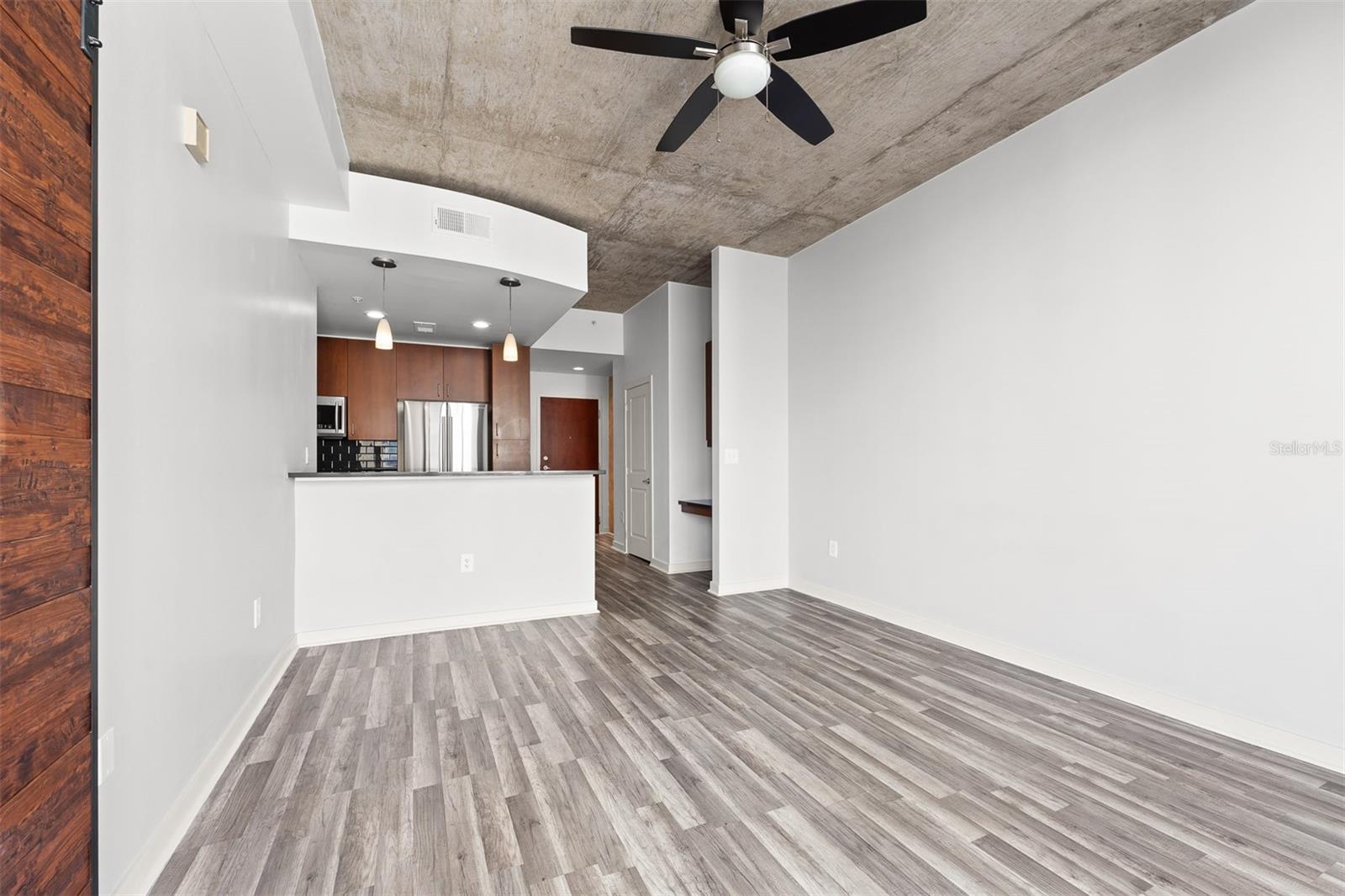 SOLAIRE/PLAZA CONDO - Residential