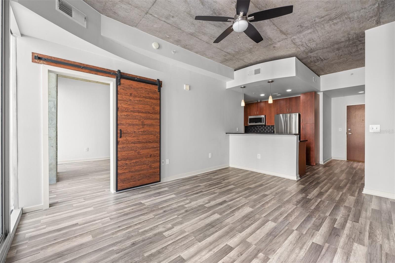 SOLAIRE/PLAZA CONDO - Residential