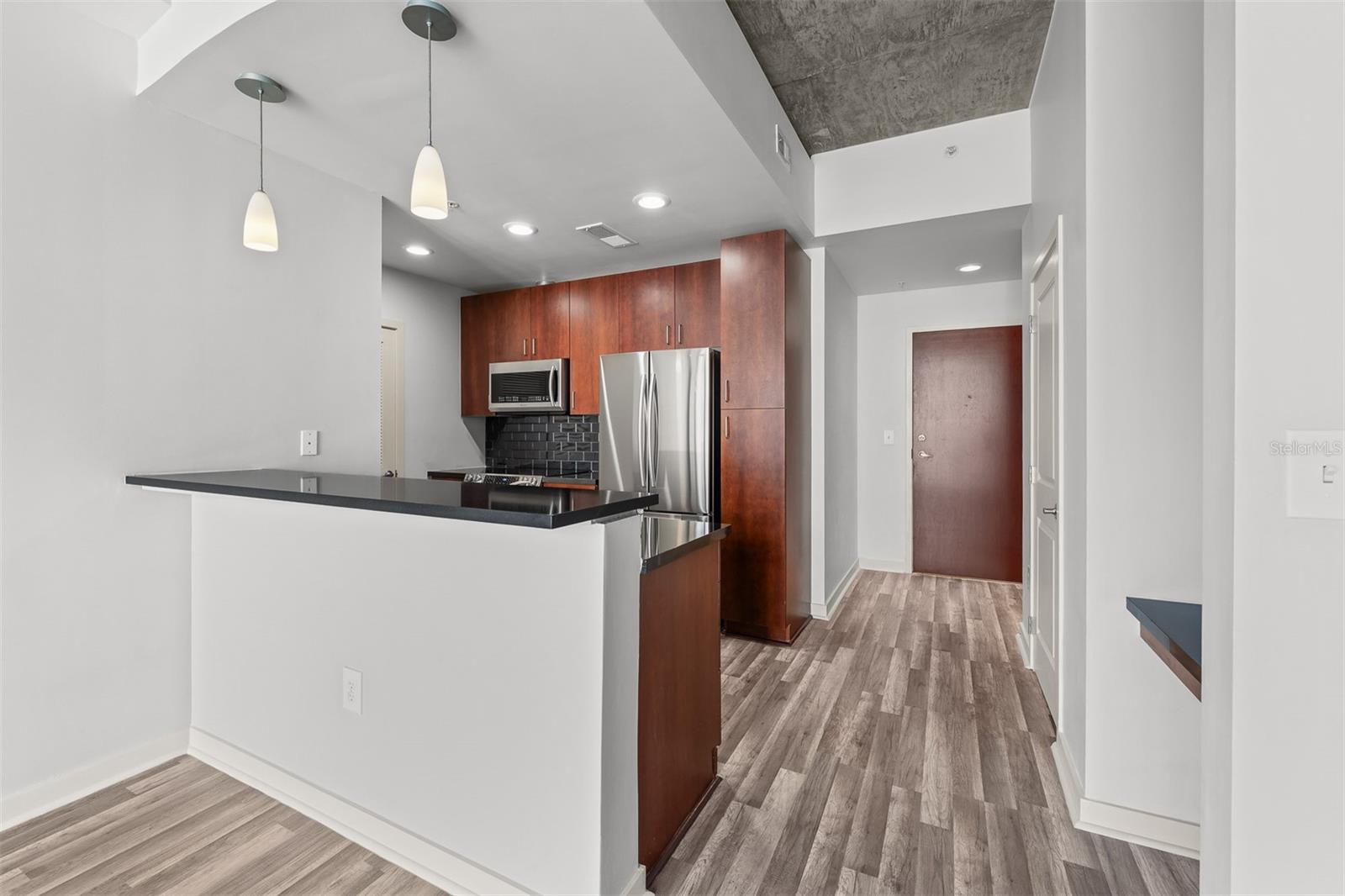 SOLAIRE/PLAZA CONDO - Residential