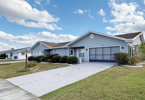 Photo of 1620 Bentwood Drive, Sun City Center, FL 33573 (MLS # TB8446251)