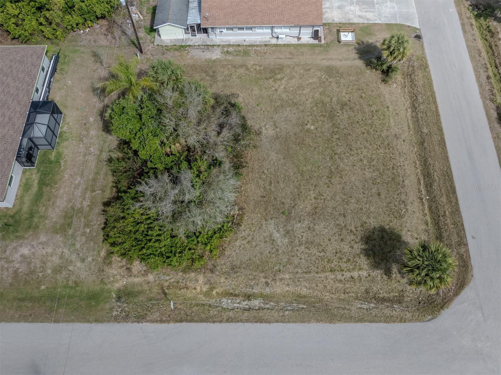 WARM MINERAL SPGS - Land