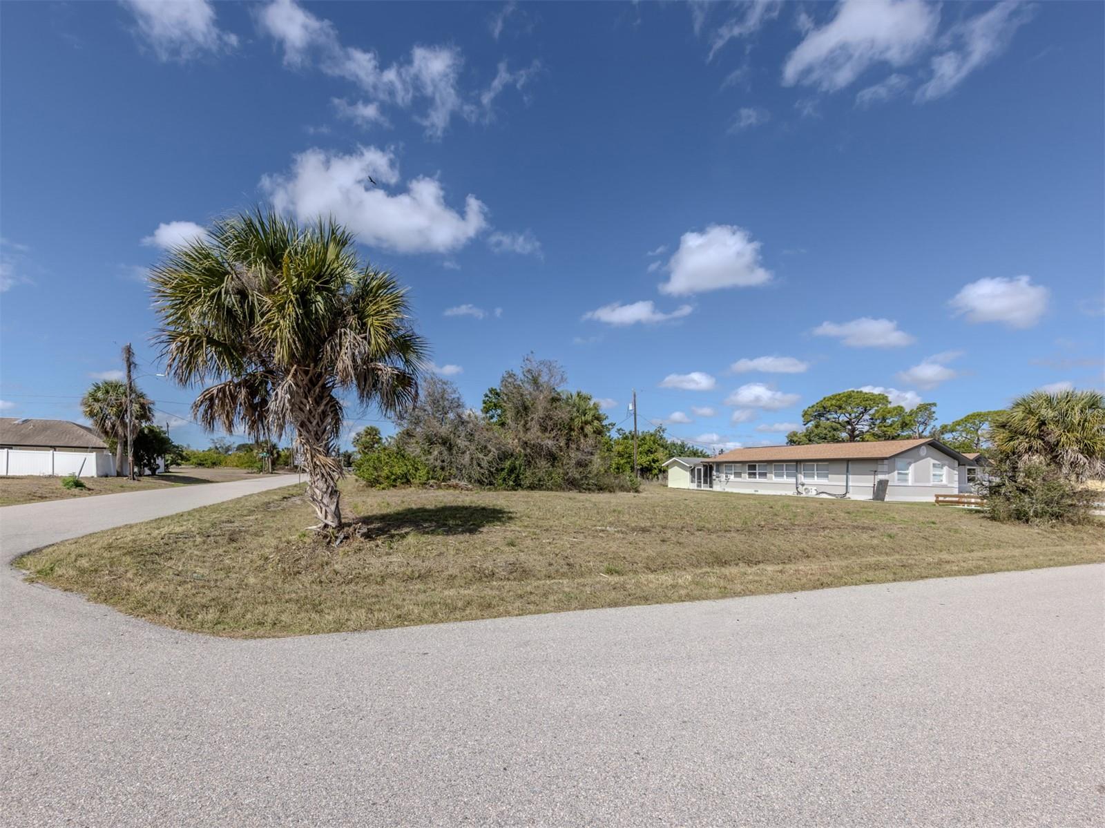 WARM MINERAL SPGS - Land