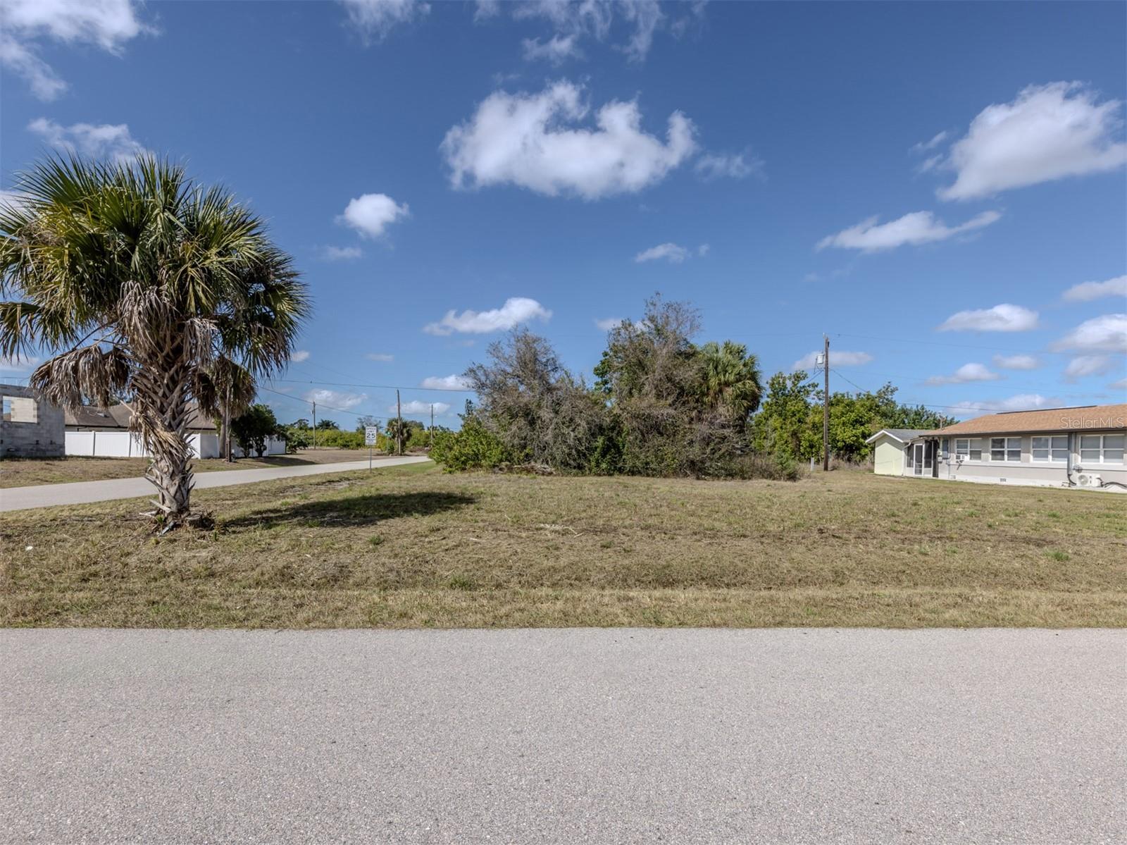 WARM MINERAL SPGS - Land