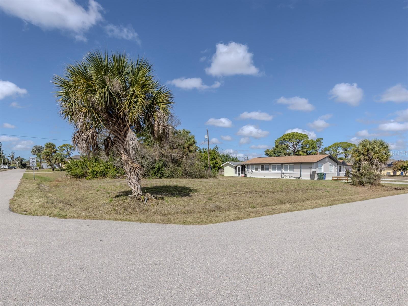 WARM MINERAL SPGS - Land