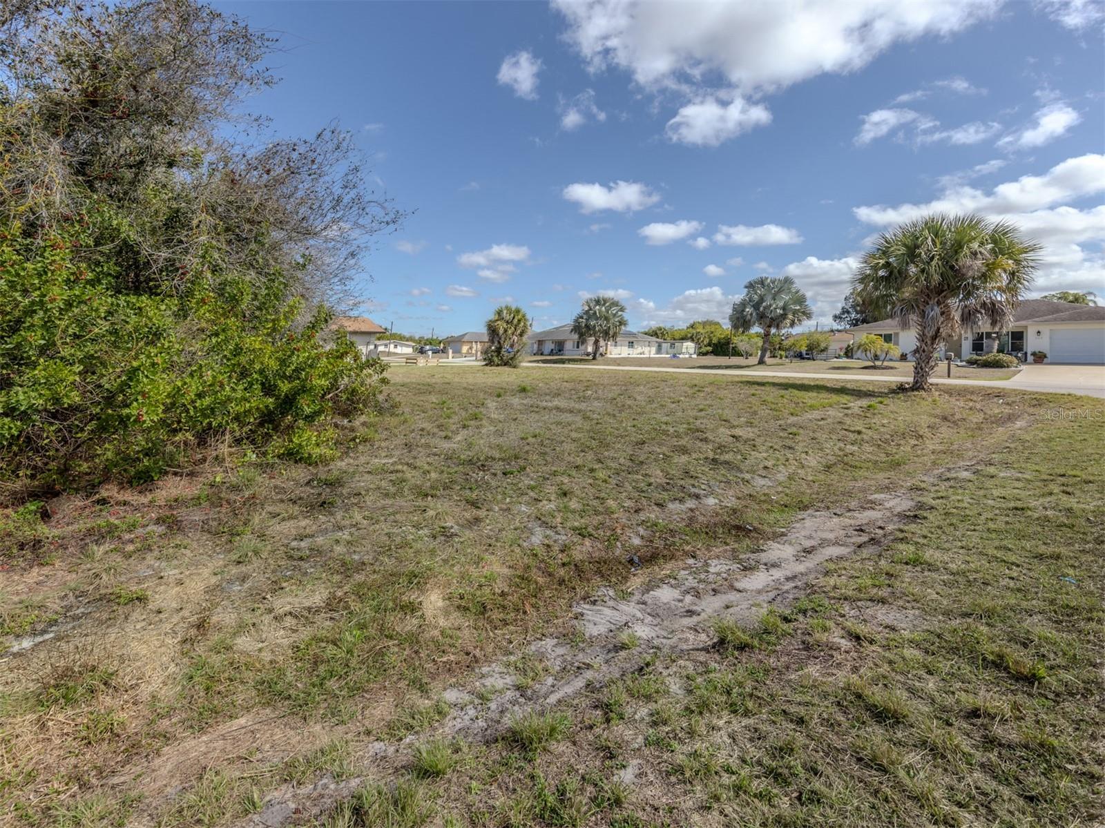 WARM MINERAL SPGS - Land