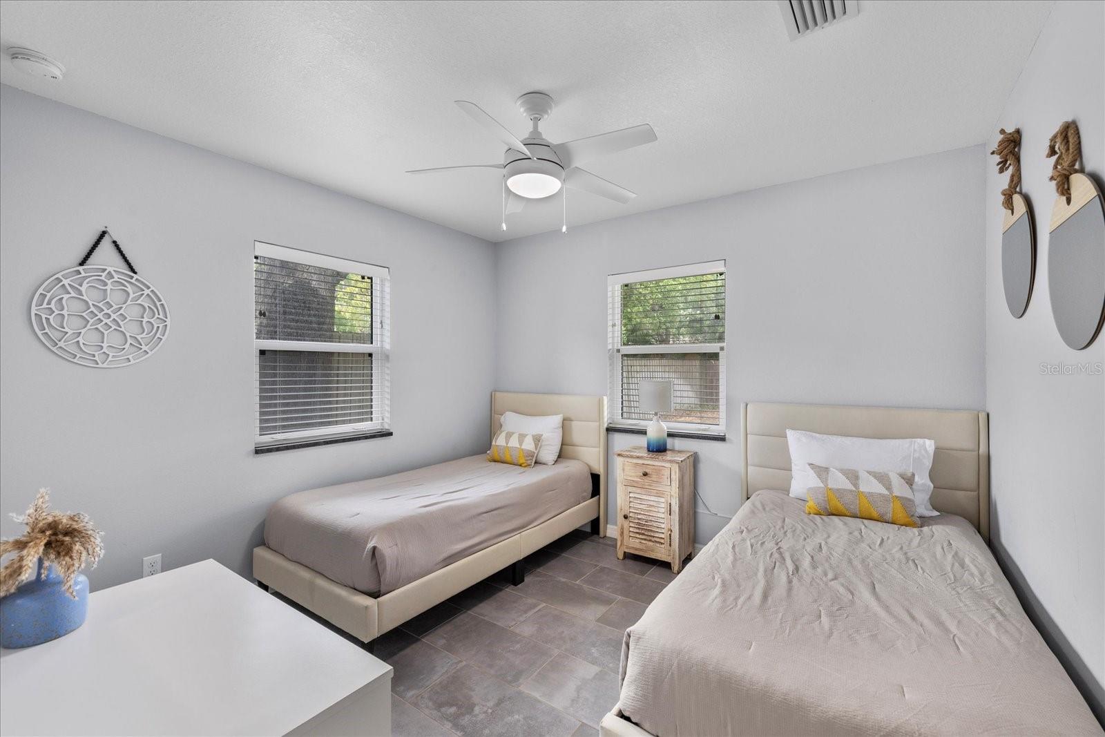 SYLVAN SHORES - Residential