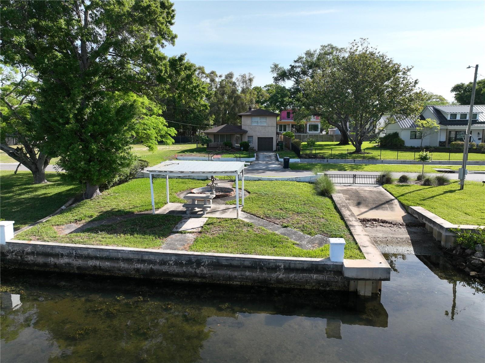 RIDGEWOOD PARK - Land