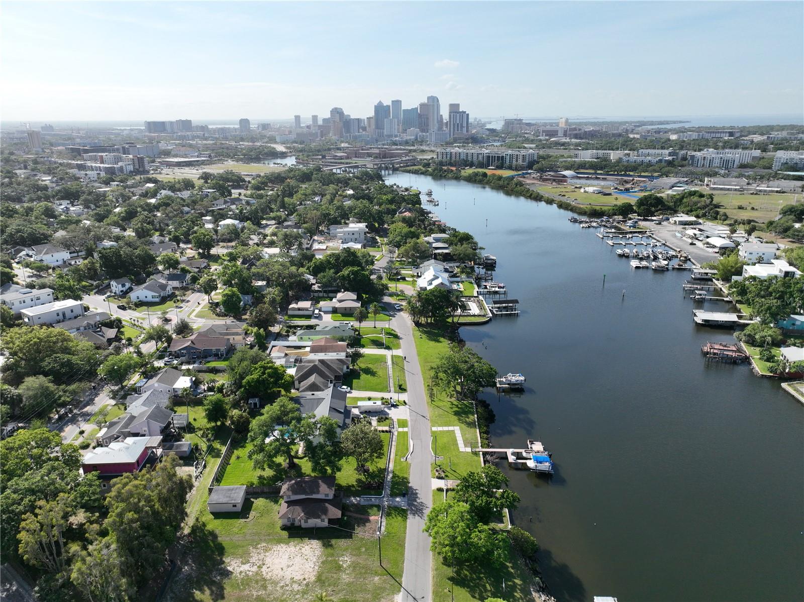 RIDGEWOOD PARK - Land