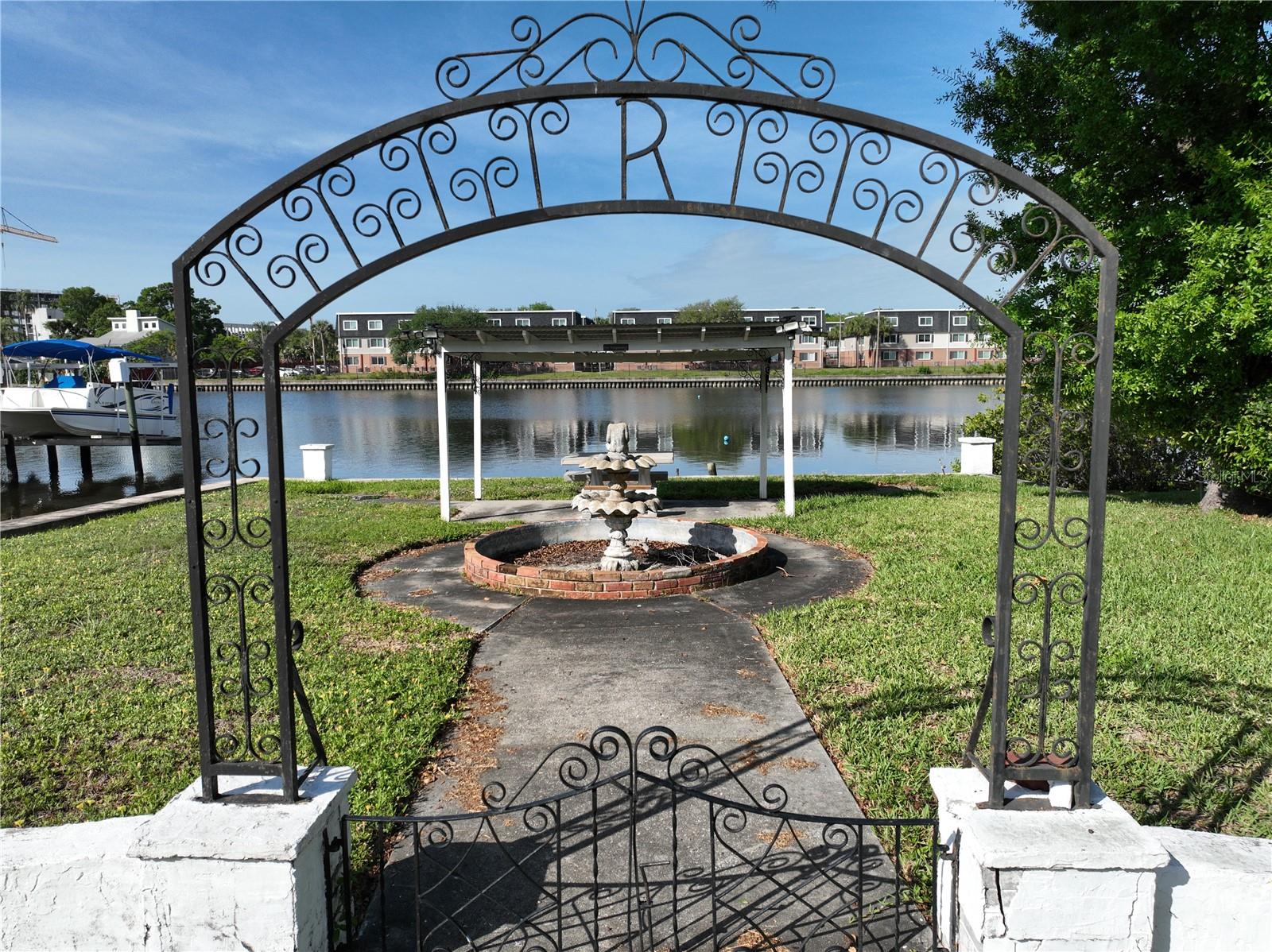 RIDGEWOOD PARK - Land