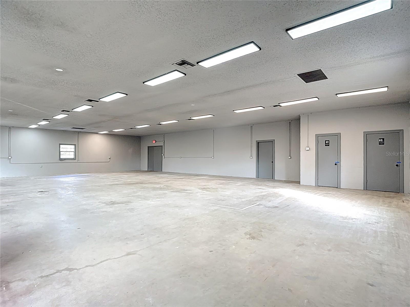 GULF COAST ACRES - Commercial Lease