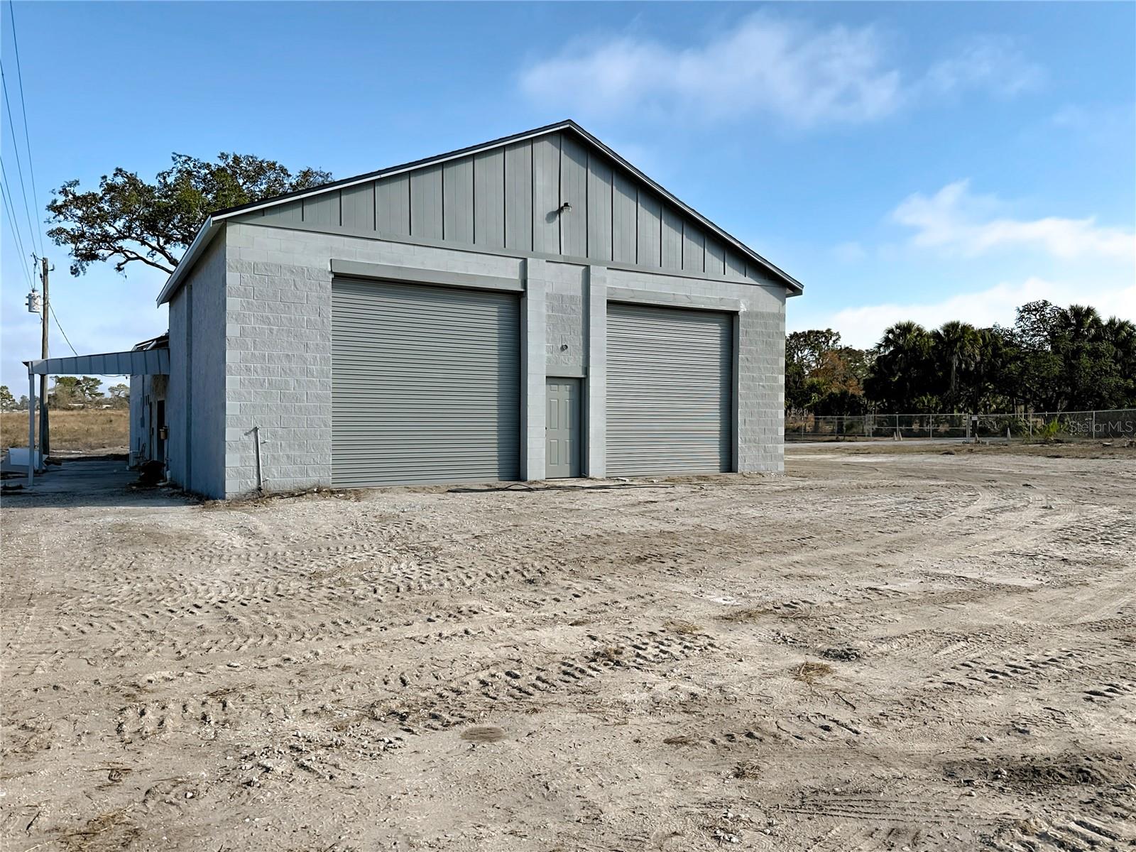 GULF COAST ACRES - Commercial Lease