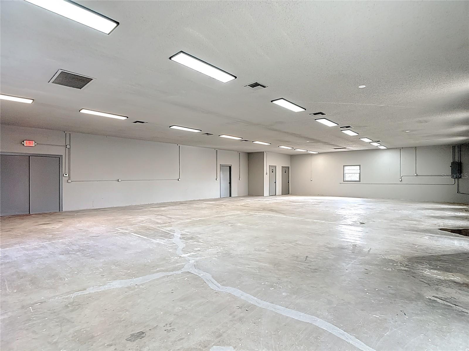 GULF COAST ACRES - Commercial Lease