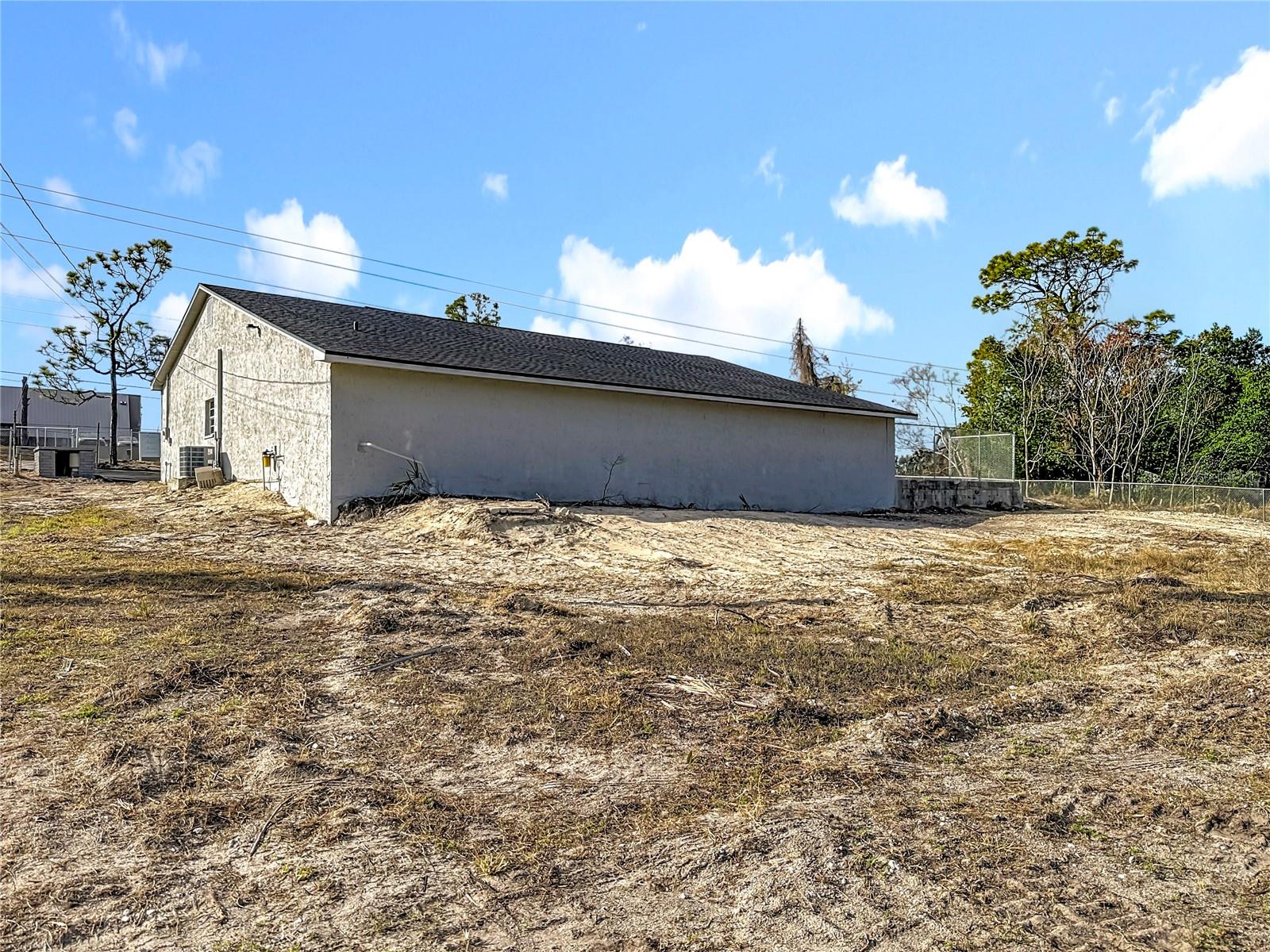 GULF COAST ACRES - Commercial Lease