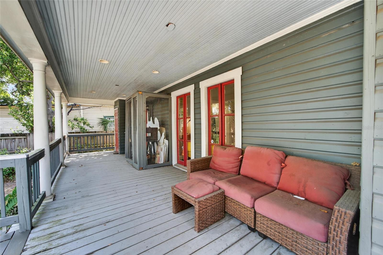 TURMANS EAST YBOR - Residential