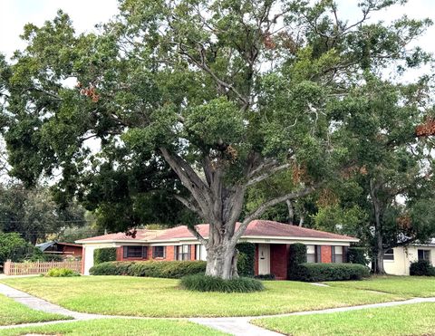 A home in TAMPA